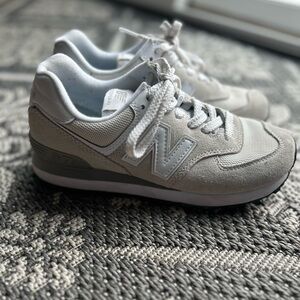 New Balance Tennies EUC!